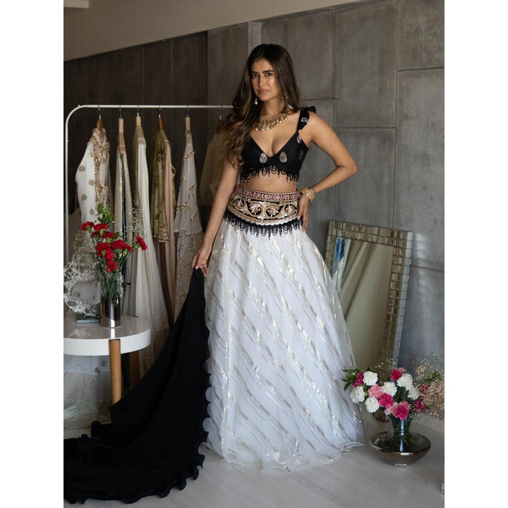 Rozina A Black Choli With An Off-White Ghagra And Black Dupatta (Set Of 3)