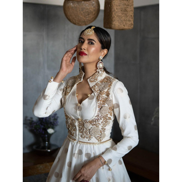 Rozina An Off White Anarkali With A Koti And A Ruffled Dupatta (Set Of 3)