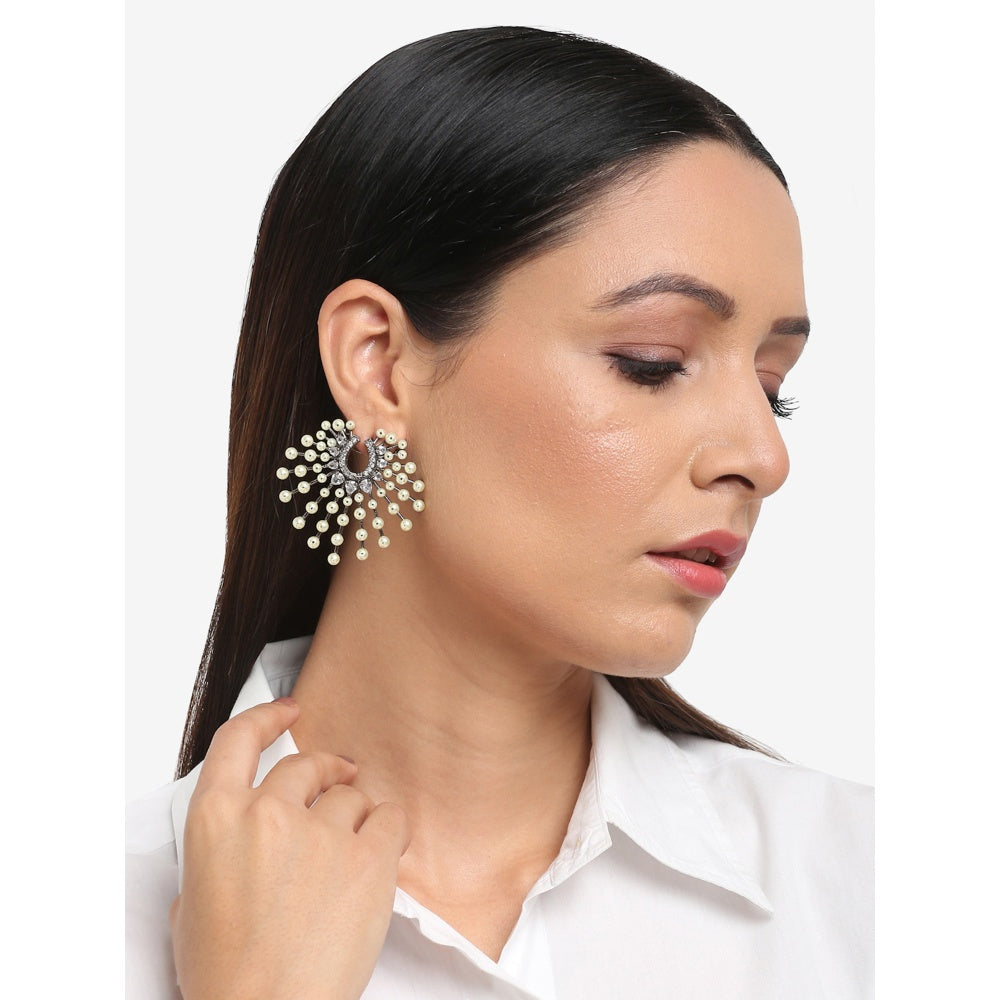 RUBY RAANG STUDIO Dusk Dew Pearl Earrings