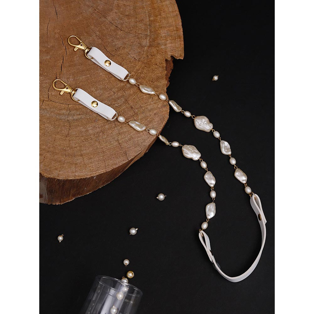 RUBY RAANG STUDIO Dusk Dew Mother of Pearl White Mask Chain