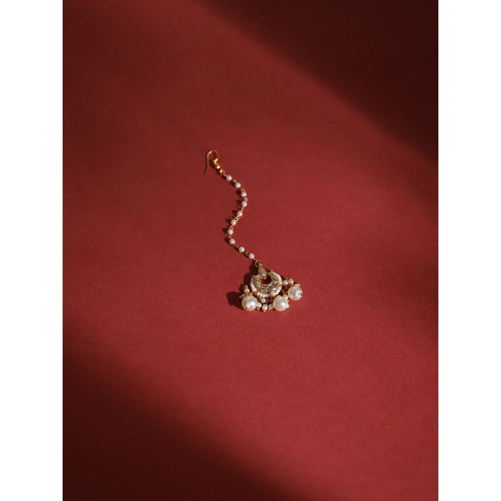 Ruby Raang Studio Kundan Maang Tikka