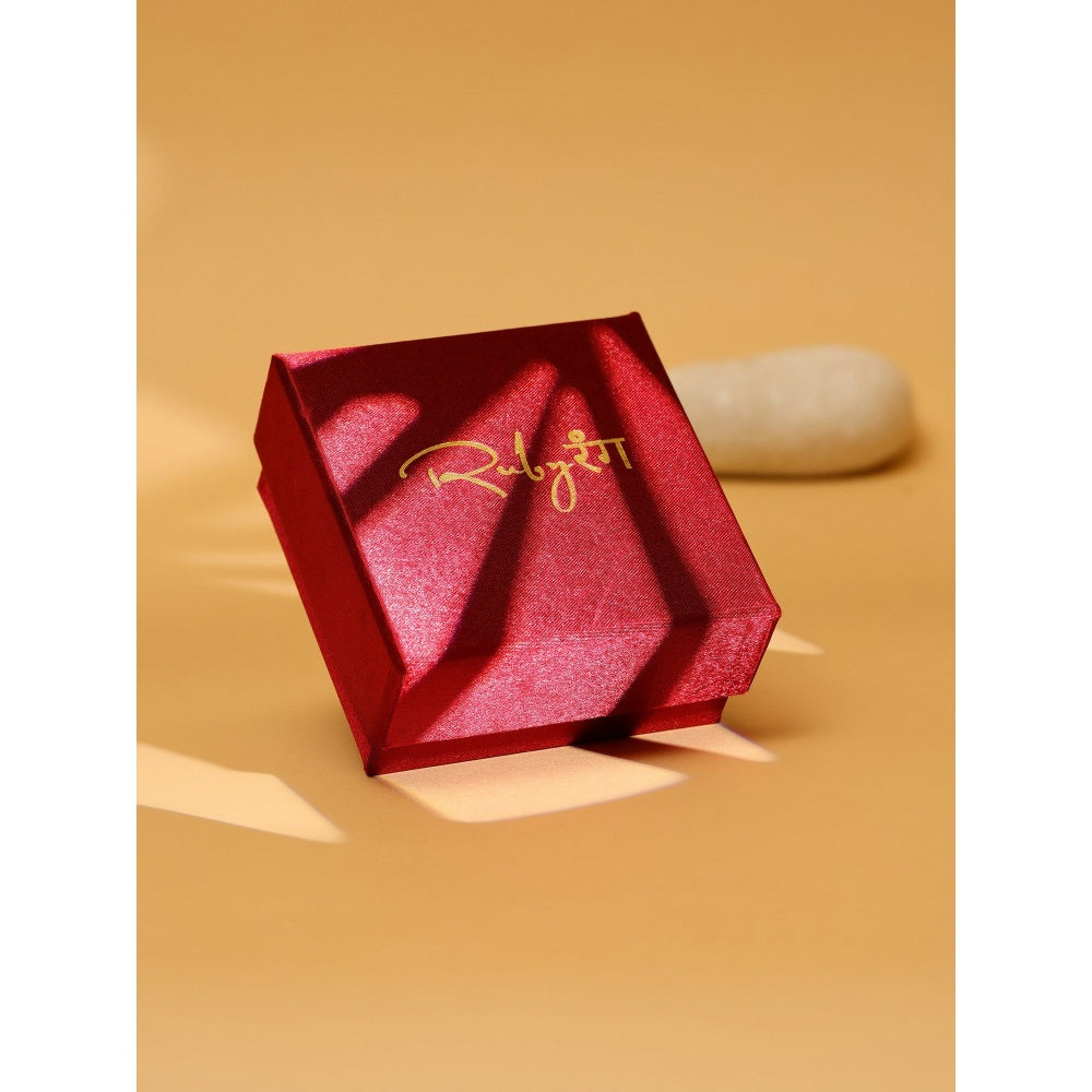 Ruby Raang Studio Minimalist Kundan Necklace -White