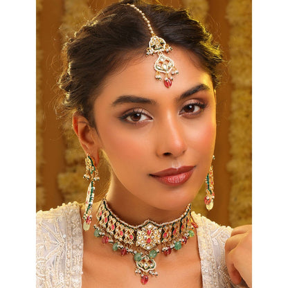 Ruby Raang Studio The Royal Grace Kundan Necklace with Earrings and Maang Tikka