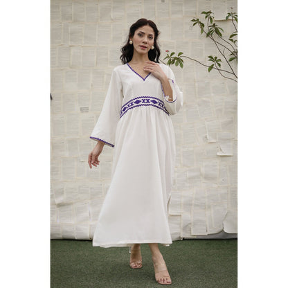 Ruhm White Gulmohar Dress