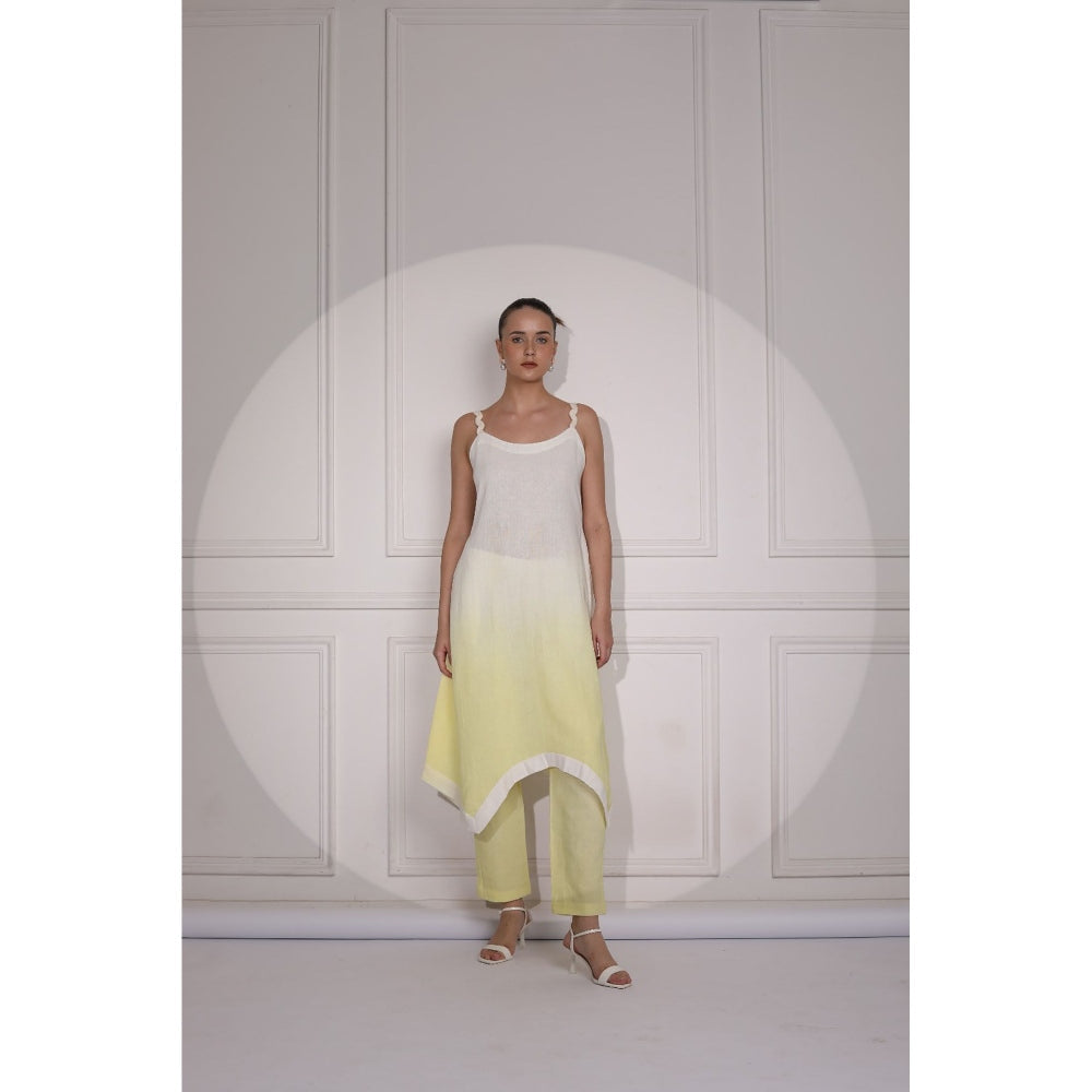 Ruhm White Women Kurta with Pant (Set of 2)