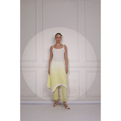 Ruhm White Women Kurta with Pant (Set of 2)