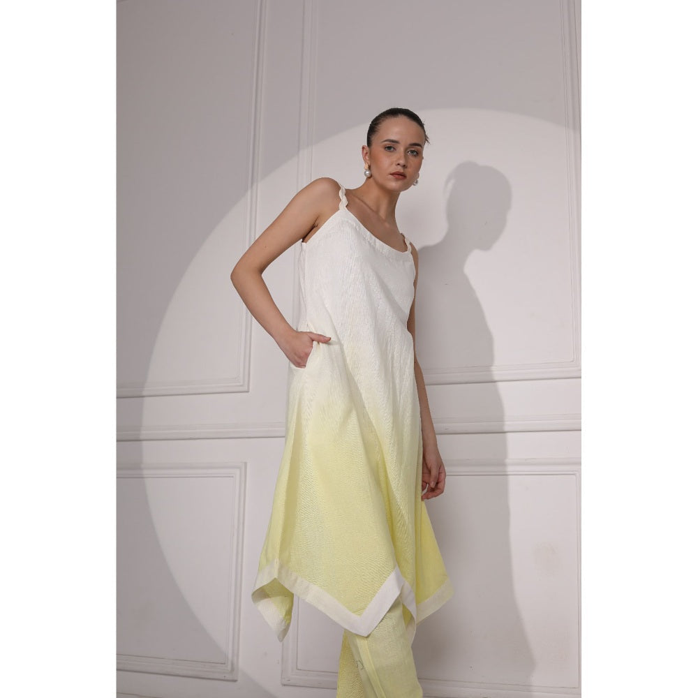 Ruhm White Women Kurta with Pant (Set of 2)