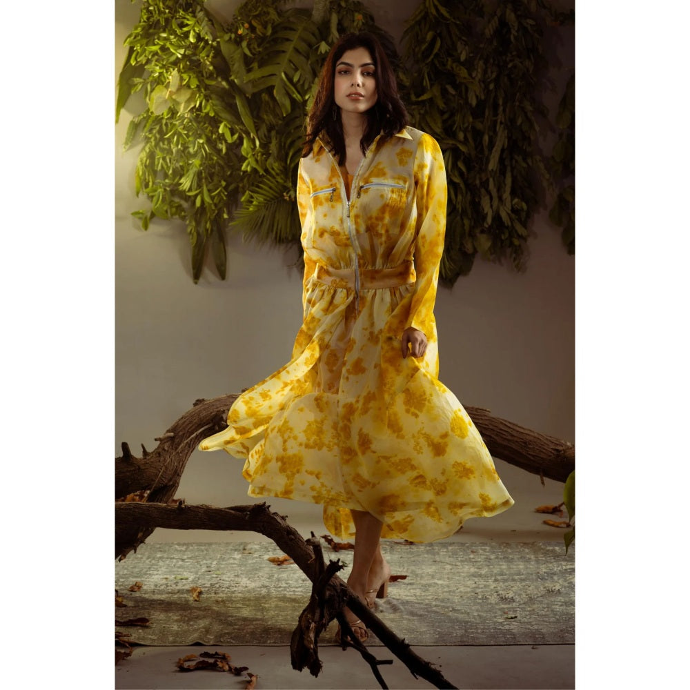 Ruhm Marigold Essence: Eco-Printed Elegance