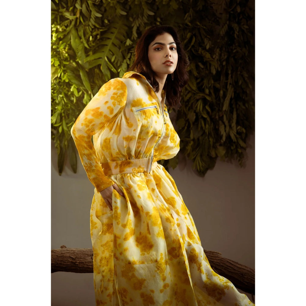 Ruhm Marigold Essence: Eco-Printed Elegance
