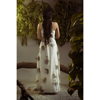 Ruhm Natural Roses: Pure Cotton Mul Sleeveless Dress