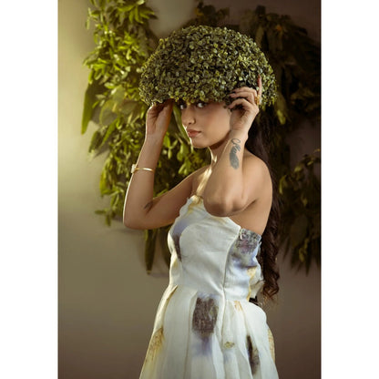 Ruhm White with Roses: Pure Hand-Weaved Silk Organza Sleeveless Dress