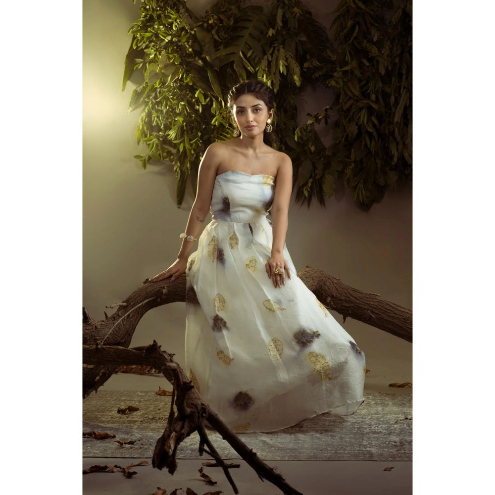 Ruhm White with Roses: Pure Hand-Weaved Silk Organza Sleeveless Dress