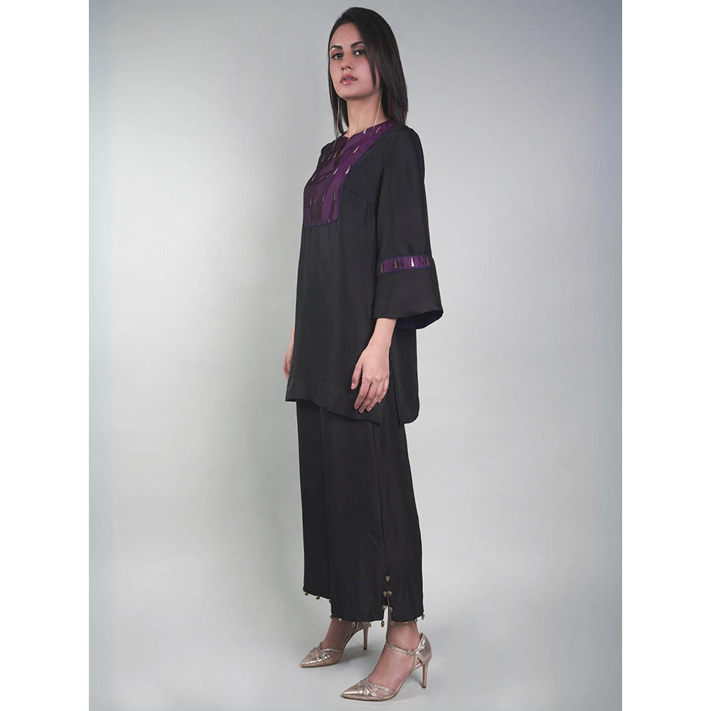 Rukinder Kumar Black Kanjivaram Co-Ord (Set of 2)