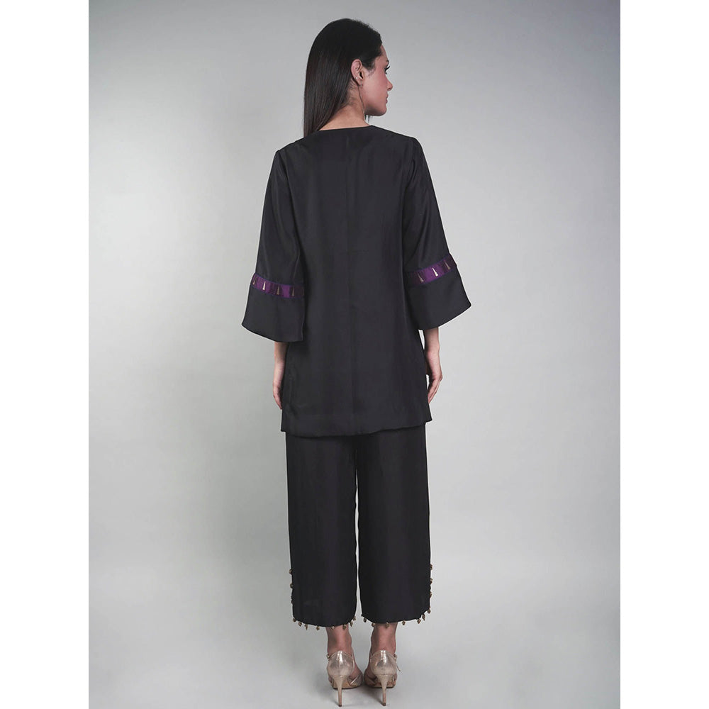 Rukinder Kumar Black Kanjivaram Co-Ord (Set of 2)