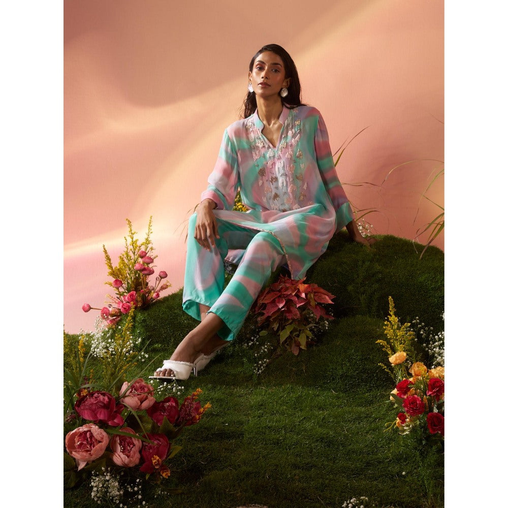 Rukinder Kumar Embellished Dye Print Kurta with Slip and Pant (Set of 3)