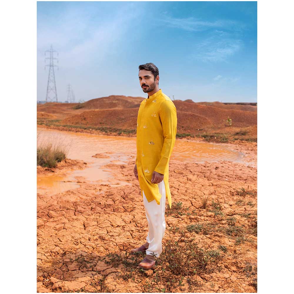 Runit Gupta Regal Lotus Kurta with Salwar (Set of 2)