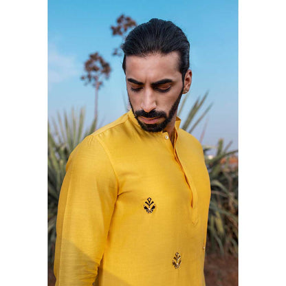 Runit Gupta Yellow Moth Short Kurta with Pant (Set of 2)