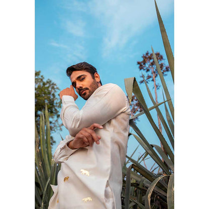 Runit Gupta Ivory Tiger Short Kurta with Pant (Set of 2)