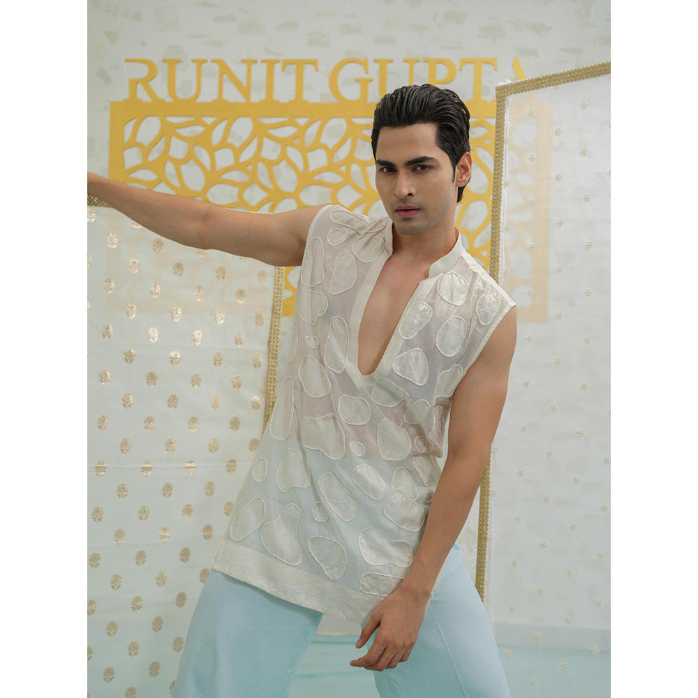 Runit Gupta Amoeba Sleeveless Short Kurta with Pyjama