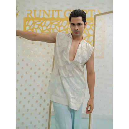 Runit Gupta Amoeba Sleeveless Short Kurta with Pyjama