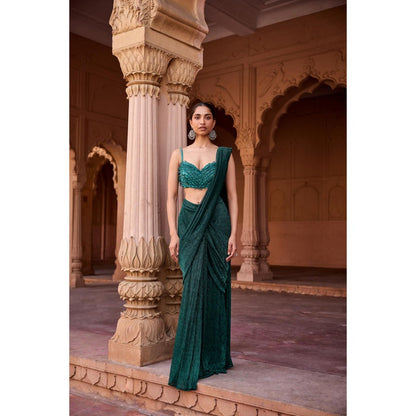 Saanjh by Lea Aazina Emerald Green Pre-Stitched Saree with Stitched Blouse
