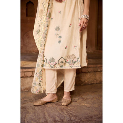 Saanjh by Lea Samriddhi Beige Embroidered Kurta with Pant and Dupatta