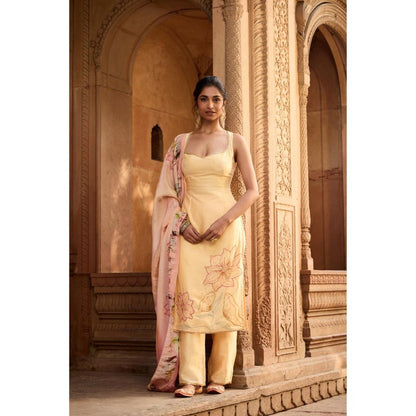 Saanjh by Lea Shahida Yellow and Blush Chanderi Kurta with Pant and Dupatta