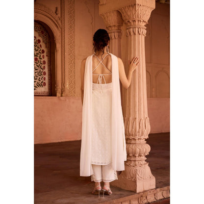 Saanjh by Lea Shimaz Ivory Sleeveless Kurta with Pant and Dupatta