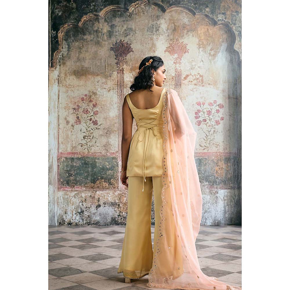 Saanjh by Lea Farya Butter Yellow Hand-Embroidered Kurti With Pant And Dupatta