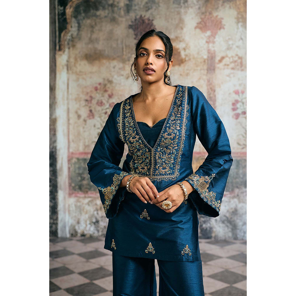 Saanjh by Lea Ambar Blue Hand-Embroidered Silk Kurti With Palazzo And Dupatta