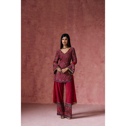 Saanjh by Lea Aishwarya Ajrakh Print Kurta with Pant & Dupatta