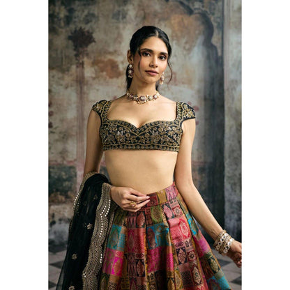 Saanjh by Lea Soundarya Black Hand-Embroidered Blouse