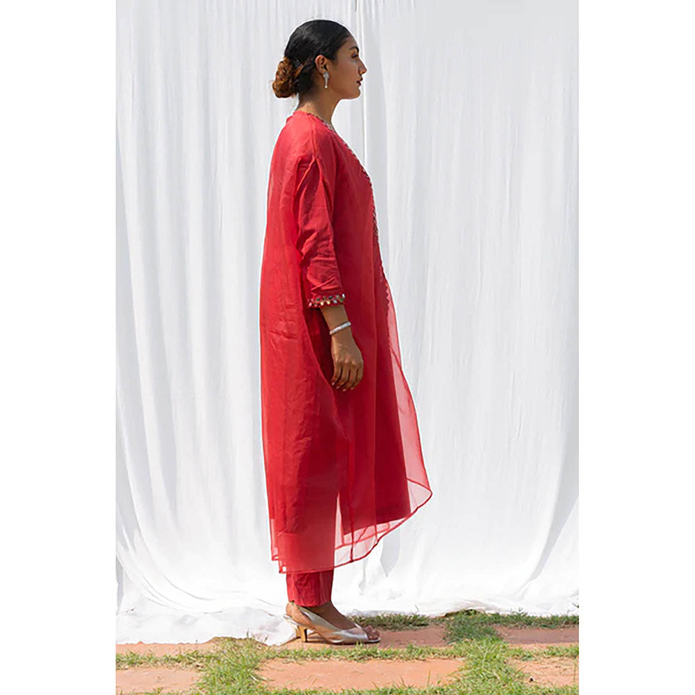 Saatvikei Cape Suit - Coral Red Kurta with Pant and Cape Dupatta (Set of 3)