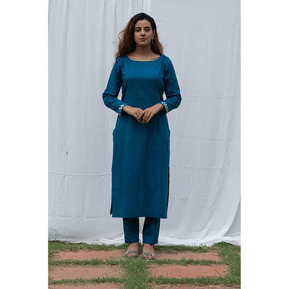 Saatvikei Cape Suit - Turquoise Kurta with Pant and Cape Dupatta (Set of 3)