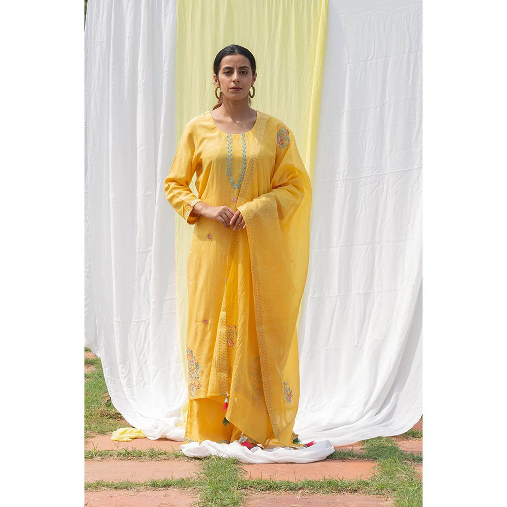 Saatvikei Chidiya - Yellow Kurta with Palazzo and Dupatta (Set of 3)