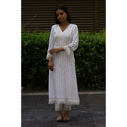 Saatvikei Kesar - Ivory Kurta with Pant and Dupatta (Set of 3)