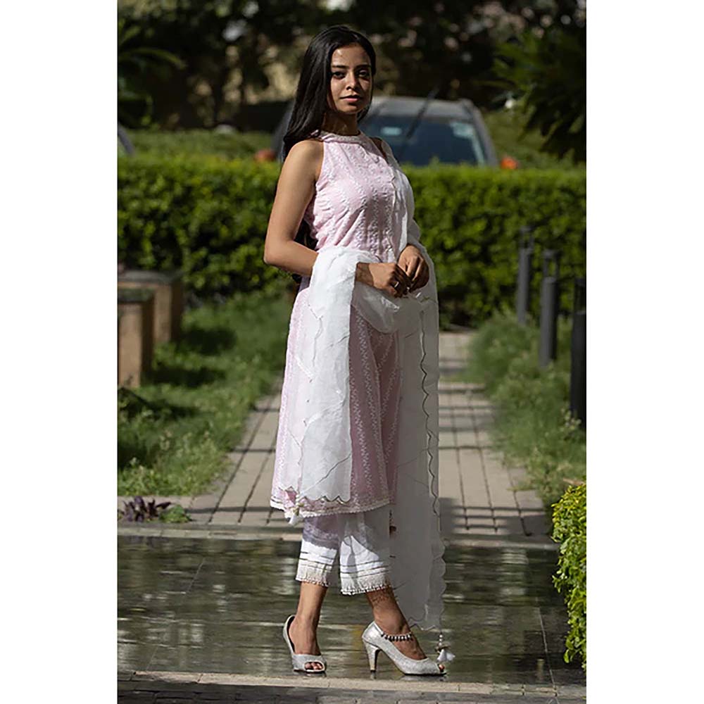 Saatvikei Kesar - Pink Sleeveless Kurta with Pant and Dupatta (Set of 3)