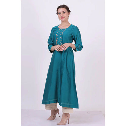 Saatvikei Kumud - Turquoise Kurta