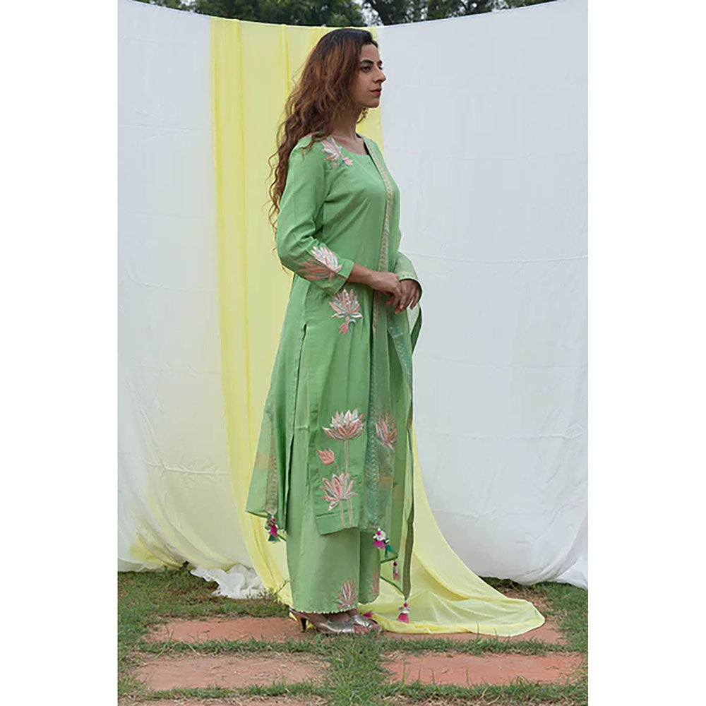 Saatvikei Lotus - Green Kurta with Pant and Dupatta (Set of 3)