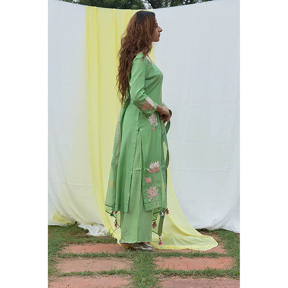 Saatvikei Lotus - Green Kurta with Pant and Dupatta (Set of 3)