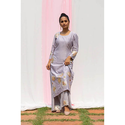 Saatvikei Lotus - Light Grey Kurta with Pant and Dupatta (Set of 3)