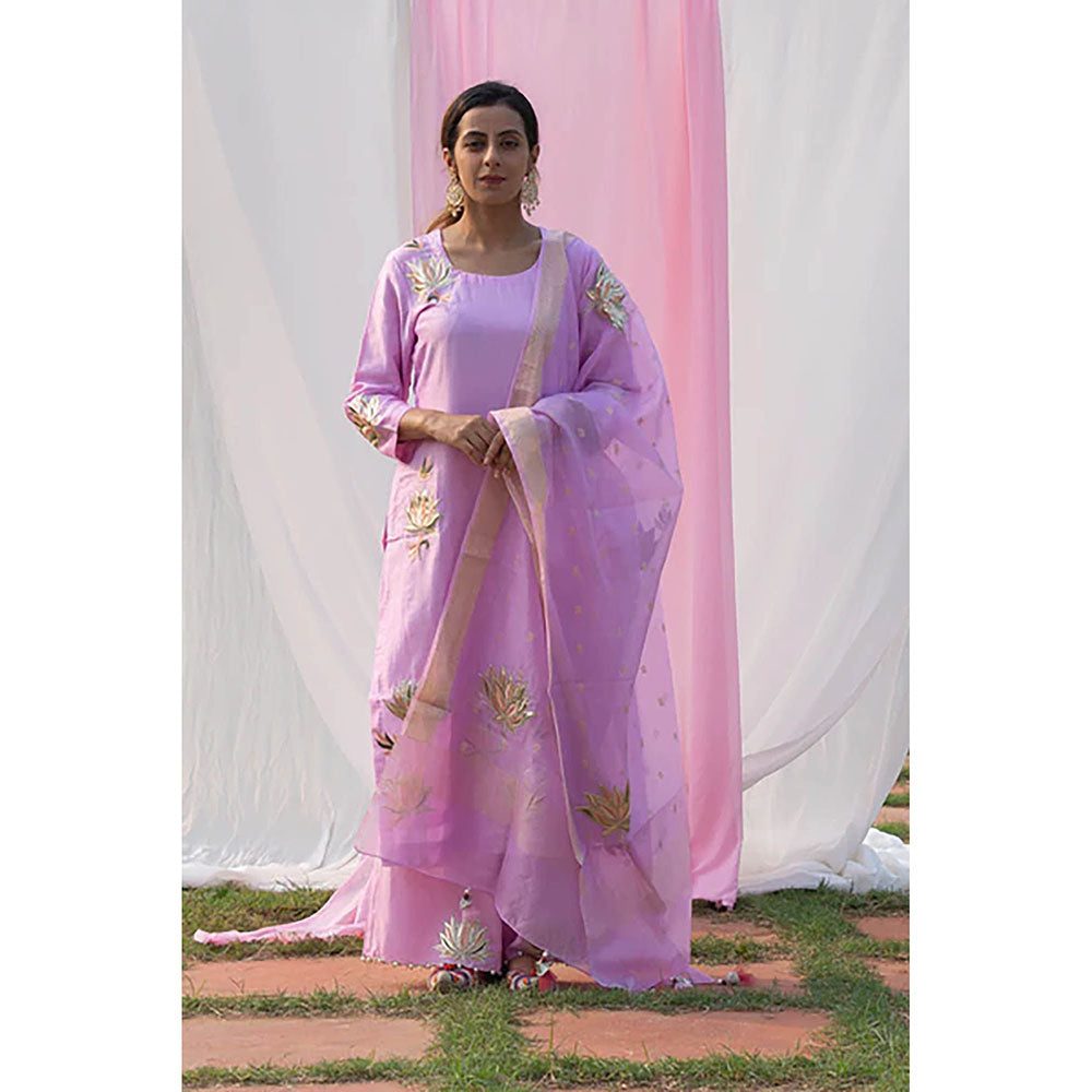 Saatvikei Lotus - Mauve Kurta with Pant and Dupatta (Set of 3)