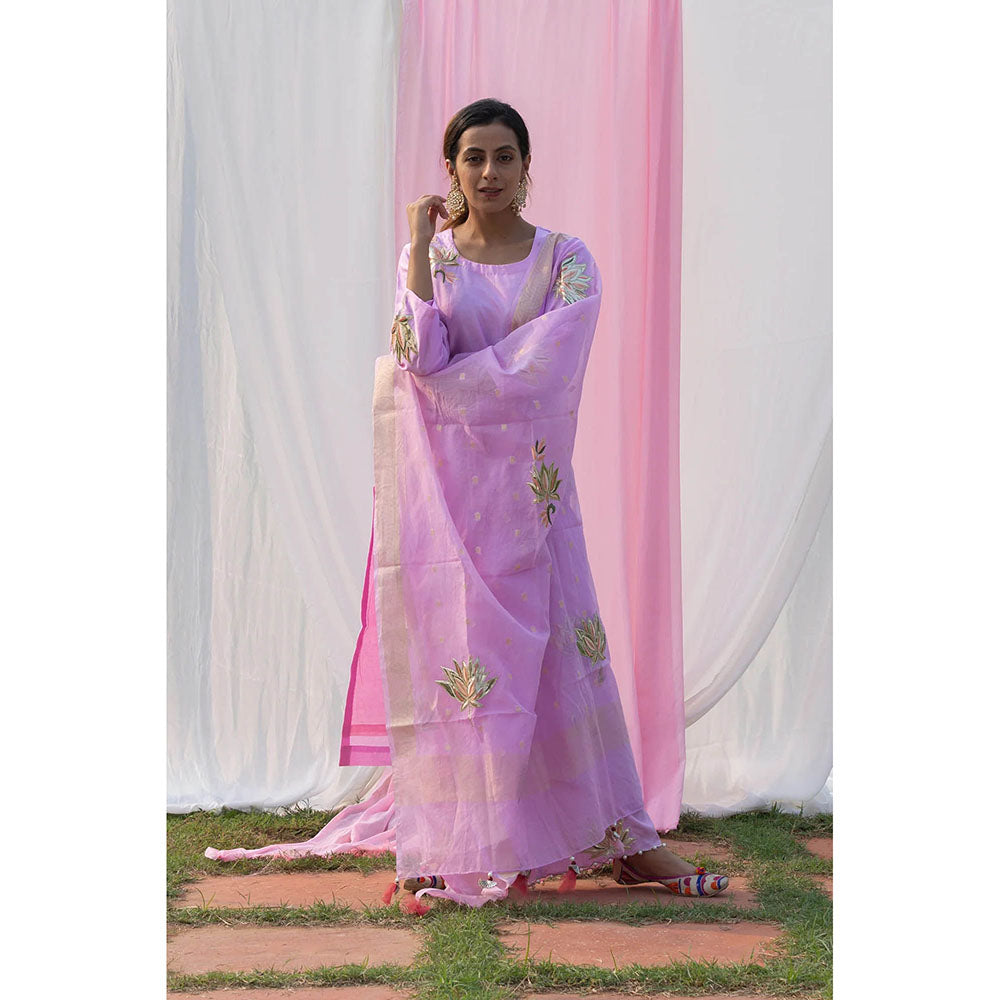 Saatvikei Lotus - Mauve Kurta with Pant and Dupatta (Set of 3)