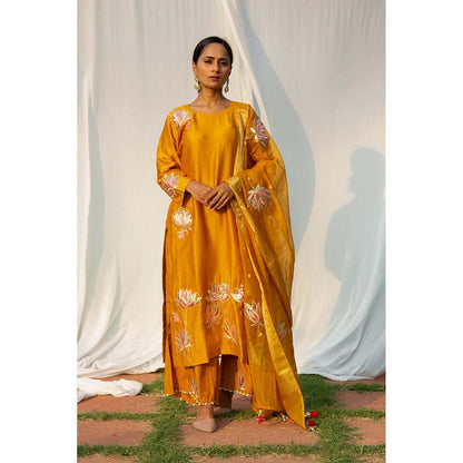 Saatvikei Lotus - Yellow Kurta with Pant and Dupatta (Set of 3)