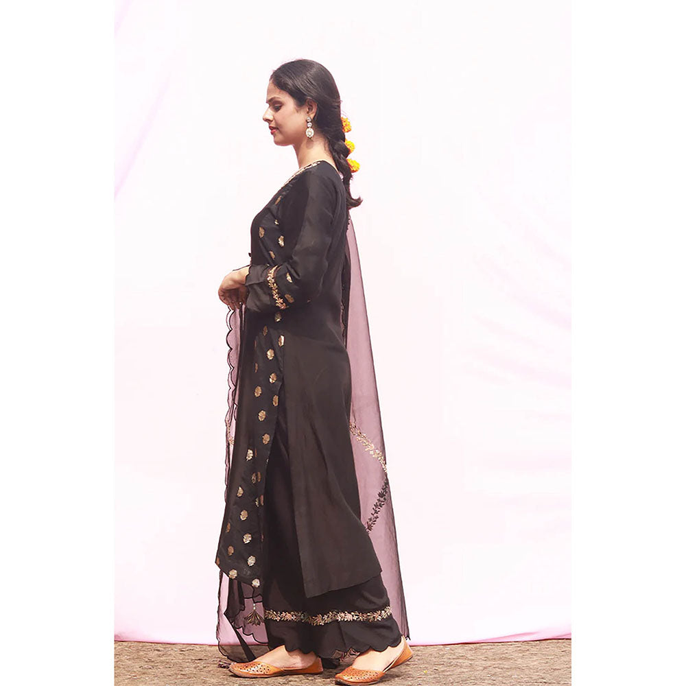 Saatvikei Meenakshi - Black Kurta with Pant and Dupatta (Set of 3)