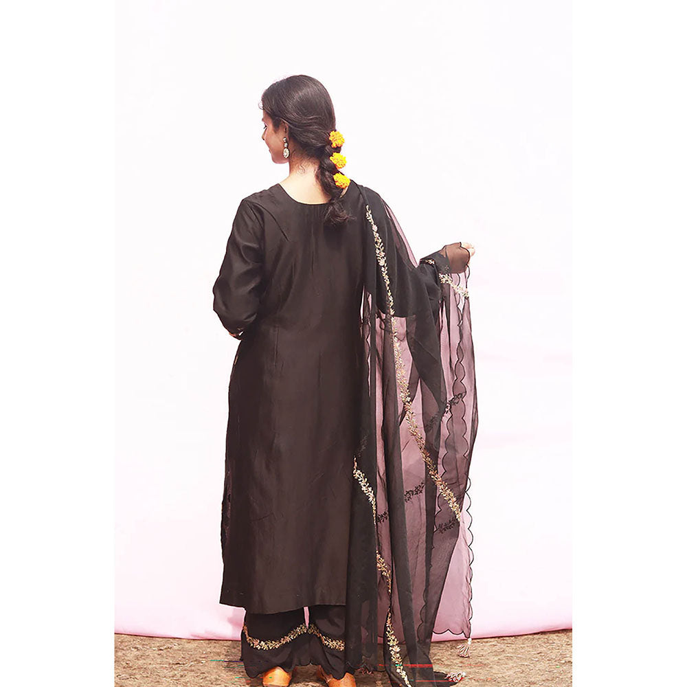 Saatvikei Meenakshi - Black Kurta with Pant and Dupatta (Set of 3)