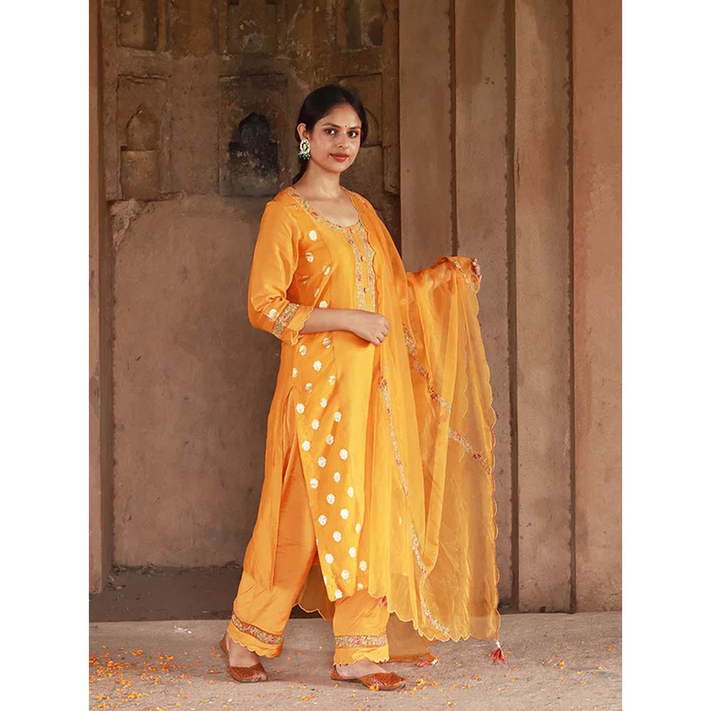Saatvikei Meenakshi - Yellow Kurta with Pant and Dupatta (Set of 3)