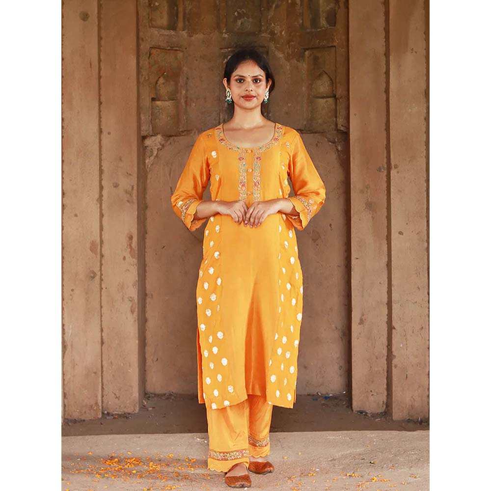 Saatvikei Meenakshi - Yellow Kurta with Pant and Dupatta (Set of 3)
