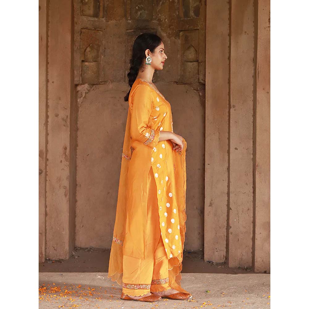 Saatvikei Meenakshi - Yellow Kurta with Pant and Dupatta (Set of 3)