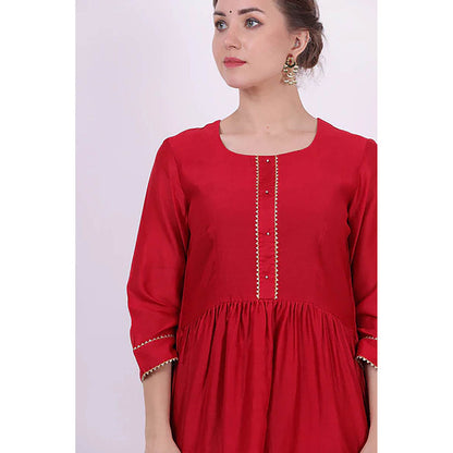 Saatvikei Padma - Red Kurta